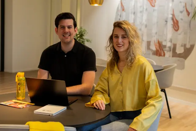 Human Resource medewerkers aan bureau